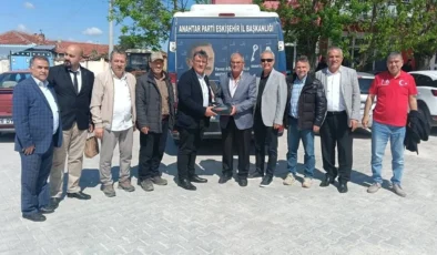 Anahtar Parti Eskişehir Teşkilatı Seyitgazi’de Bayram Mesaisinde: Mahalle Mahalle Vatandaşlarla Buluştu