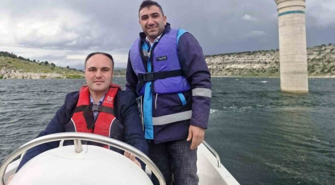 Aslanapa Kaymakamı Tosun, Kureyşler Barajı’nda su ürünleri denetimine katıldı