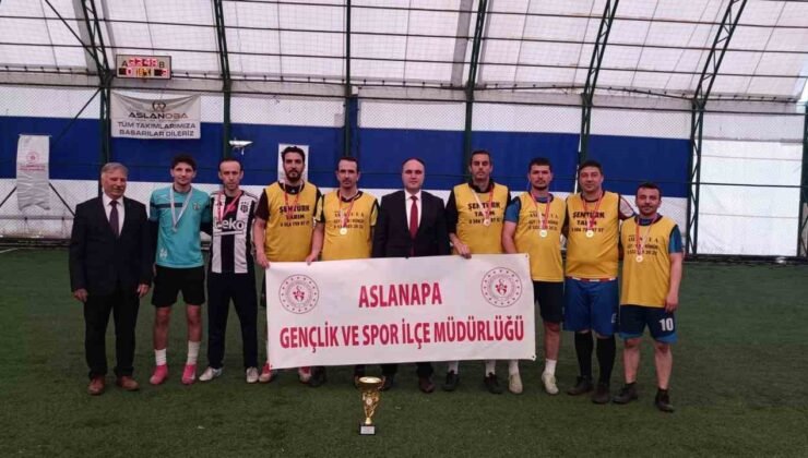Aslanapa’da kurumlar arası futbol turnuvası tamamlandı