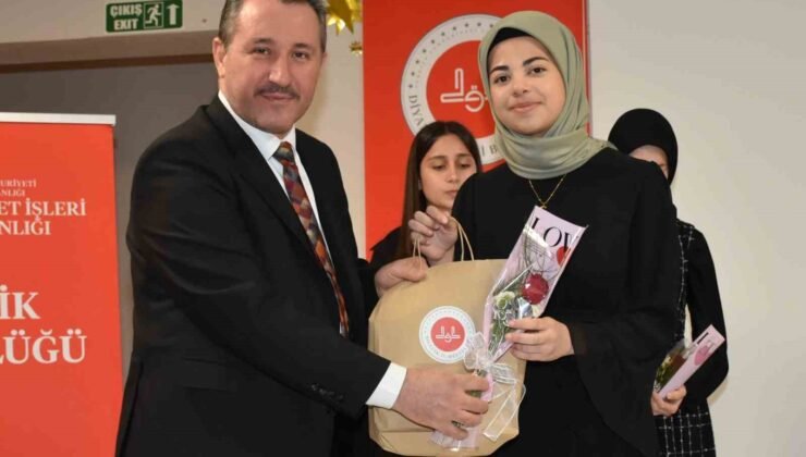 Bilecik’te ‘Rahleden Sahneye: Şehirler Dile Geliyor’ programı düzenlendi