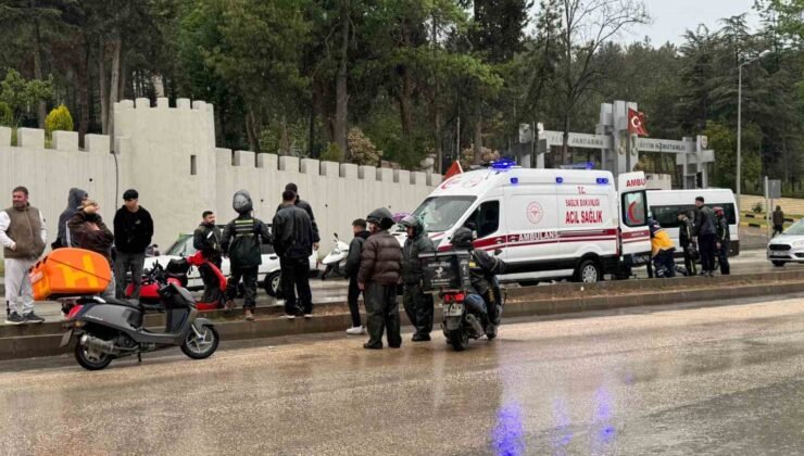 Bilecik’te ticari araç ile motosiklet çarpıştı; 1 yaralı