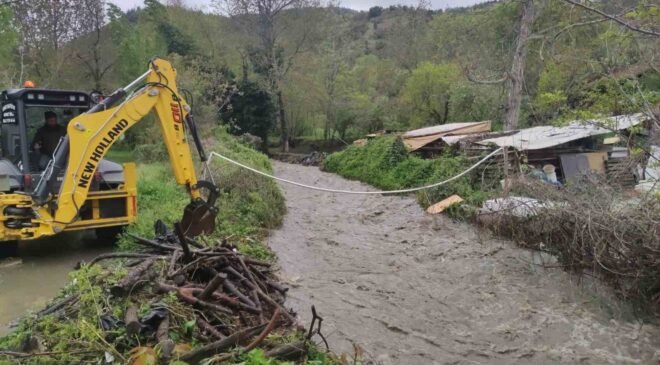Bilecik’te yoğun yağış sonrası Sorgun ve Karasu dereleri taştı