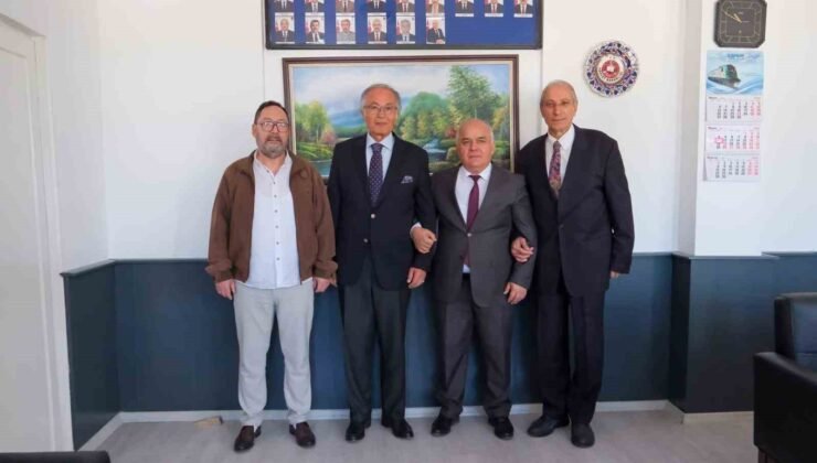 Emekli cezaevi müdürü, 36 yıl önce görev yaptığı ceza infaz kurumunu ziyaret etti