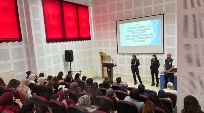 Emet MYO’da KADES uygulaması ve dolandırıcılıkla mücadele eğitimi
