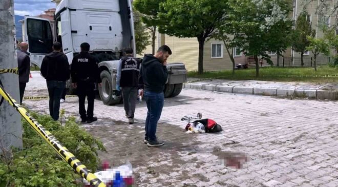 Emet’te tırın ayağının üzerinden geçtiği yaşlı kadın yaralandı