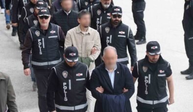 Eski belediye çalışanı Yaprak Eryılmaz: “Şüphelilerle çok çalıştık, onları çok uyardım, beni çok engellediler”