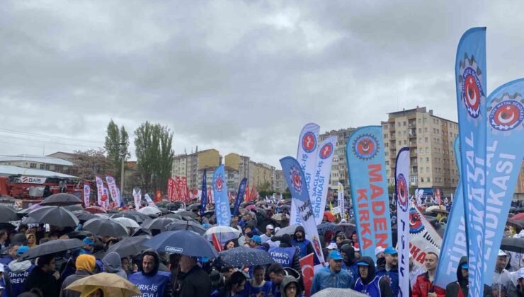 Eskişehir’de 1 Mayıs 2 bin kişi ile kutlandı