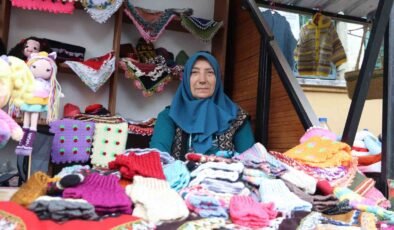 Eskişehir’de geleneksel el sanatları ev hanımlarının elinde hayat buluyor