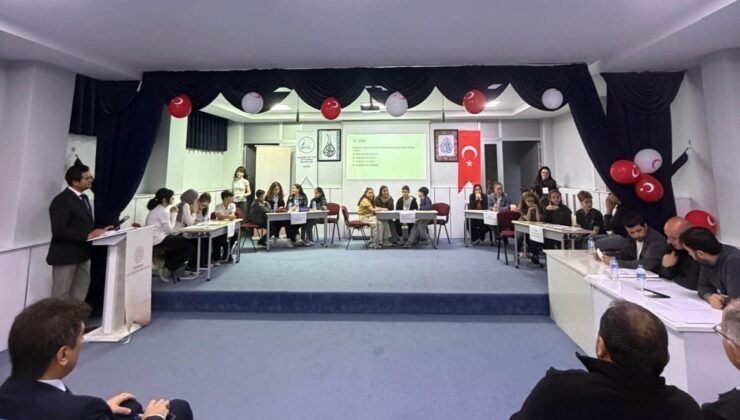 Eskişehir’de gençler Kur’an-ı Kerim Güzel Okuma ve Dini Bilgileri yarışmasında ter döktü