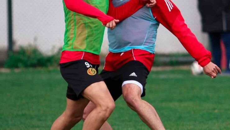 Eskişehirspor, Ayvalıkgücü Belediyespor maçı için hazırlanıyor