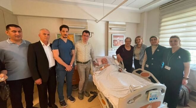 ESOGÜ hastanesi yönetiminden hasta ve çalışanlara bayram ziyareti