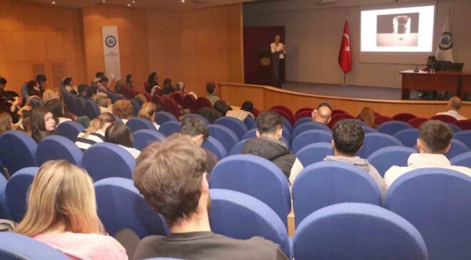 ESOGÜ’de ’Sağlıklı Yaşlanma Paneli’ düzenlendi