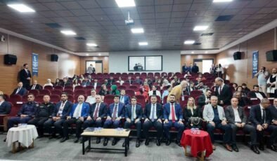Gediz’de bilim rüzgarı: Uluslararası sosyal bilimler kongresi kapılarını açtı