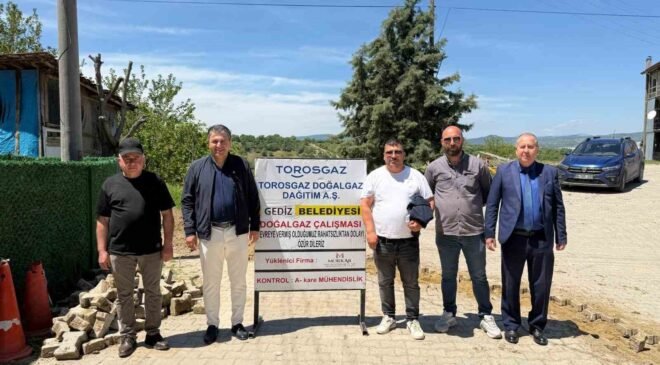 Gediz’in yeni mahallelerinde doğalgaz için ilk kazma vuruldu