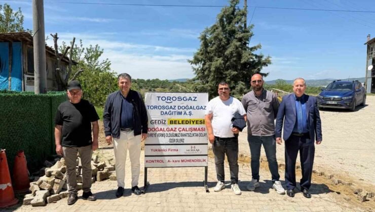 Gediz’in yeni mahallelerinde doğalgaz için ilk kazma vuruldu