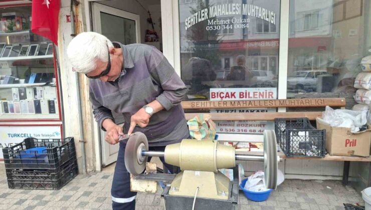 Hisarcık’ta bıçakçıların yoğun mesaisi