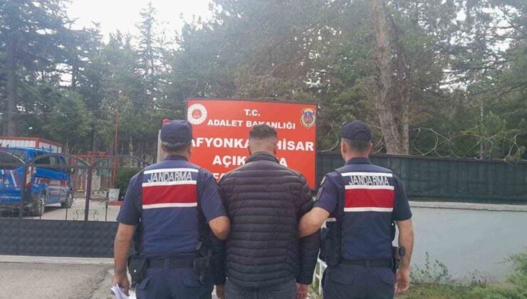Jandarma çeşitli suçlardan aranan 10 kişiyi yakaladı