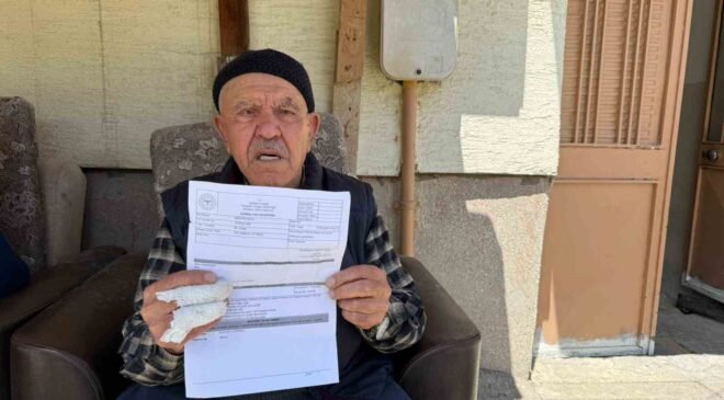 Kapıyı kırıp 86 yaşındaki adamı önce merdivenden attı, sonra darp etti