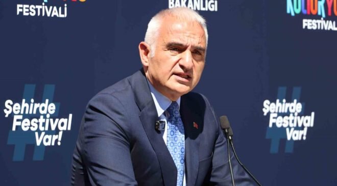 Kültür ve Turizm Bakanı Ersoy: “Kültür Yolu Festivali, Eskişehir esnafına can suyu olacak”