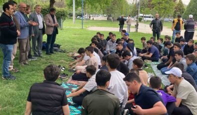 Kur’an kursu öğrencilerinden eğitime piknik molası