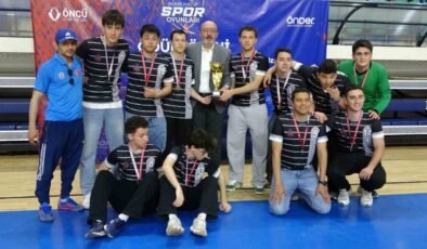 Kütahya’da ilk kez düzenlenen ’İmam Hatip Spor Oyunları’ büyük heyecana sahne oldu