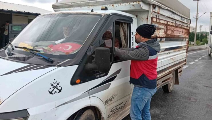Kütahya’da Kurban Bayramı öncesi yol kontrolleri ve sevk denetimleri sürüyor