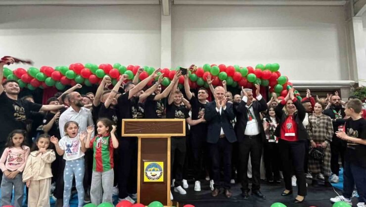 Osmanelispor’dan şampiyonluk kutlaması