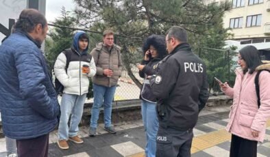 Polisten öğrencilerin yoğun olarak bulunduğu bölgelerde denetim
