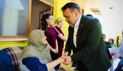 Şehit ailesine bayramda anlamlı buluşma