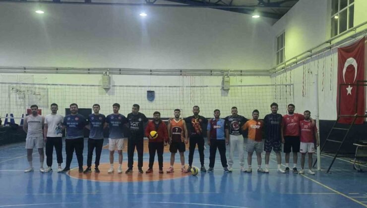 Şehit öğretmen anısına yapılan turnuvada play-off’a katılan takımlar belli oldu