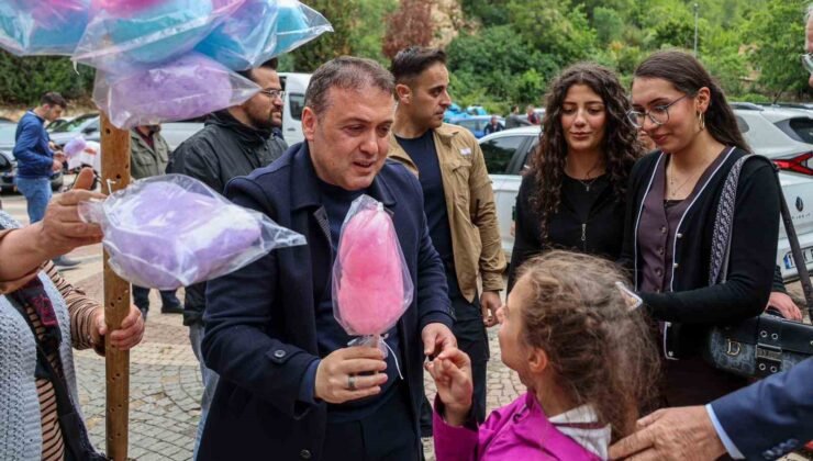 Şeyh Edebali Türbesi’nde bayram buluşması