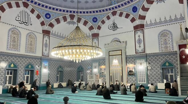 Simav’da sabah namazı buluşması