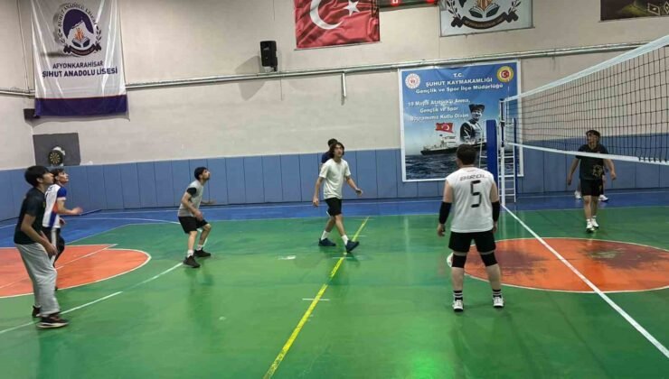 Şuhut Belediye Hisar Spor’da hedef şampiyonluk