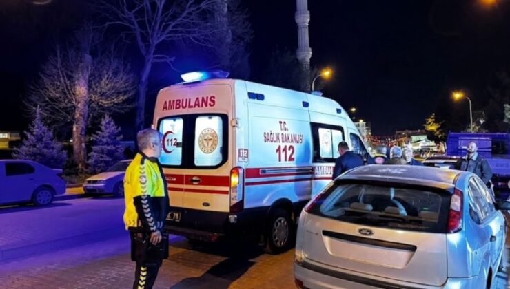 Tavşanlı’da motosiklet yayaya çarptı: 2 yaralı