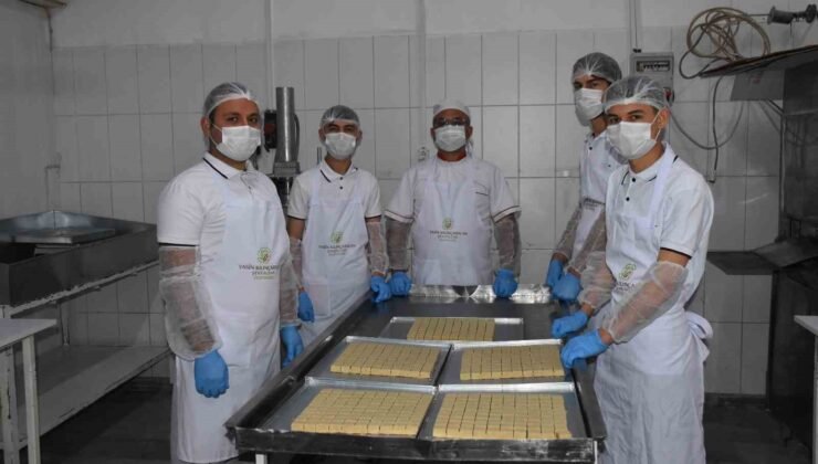 Türkiye’nin ilk şekersiz çekme helvası Afyonkarahisar’da üretildi