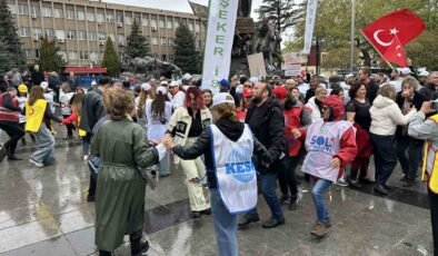 Uşak’ta 1 Mayıs Emek ve Dayanışma Günü etkinliklerle kutlandı