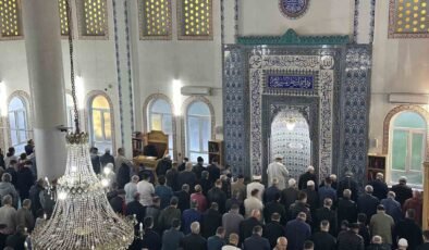 Uşak’ta Kurban Bayramı namazı kılındı