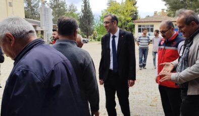 Uşak’ta tarımsal üretim ve kooperatifçilik için İnay köyünde saha incelemesi yapıldı