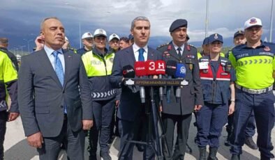 Vali Aktaş: “Bayram tatili boyunca Afyonkarahisar’dan 5 milyondan fazla araç geçişi bekleniyor”