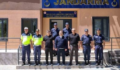 Vali Sözer’den jandarmaya bayram ziyareti