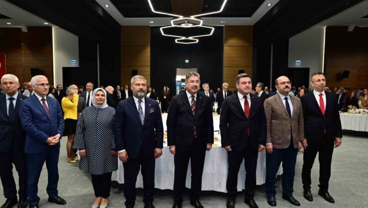 Vali Yılmaz Eskişehir Sempozyumu Gala Yemeği’ne katıldı