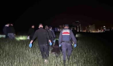 Yaşlı adamı tarlada bıçaklayarak öldüren şüpheli yakalandı