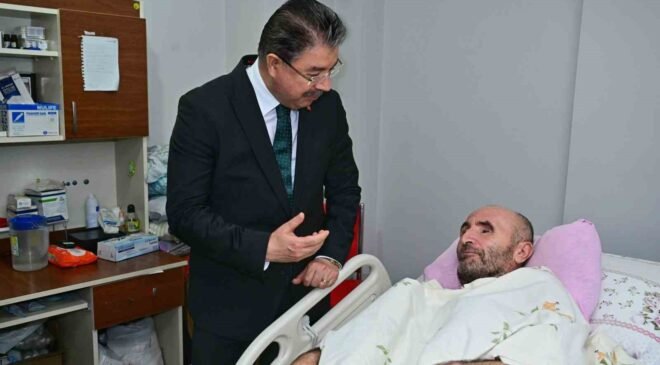 Yatağa bağımlı engelli vatandaşa Vali Yılmaz’dan ziyaret