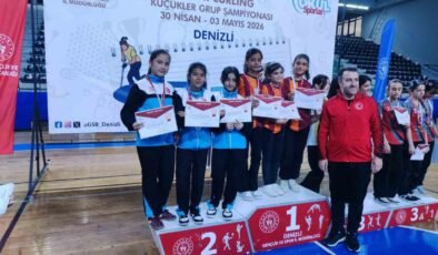 Yunus Emre Ortaokulu ‘Floor Curling’de önemli başarı