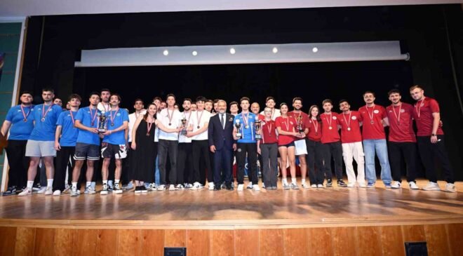 2026 Anadolu Üniversitesi Spor Ödülleri sahiplerini buldu