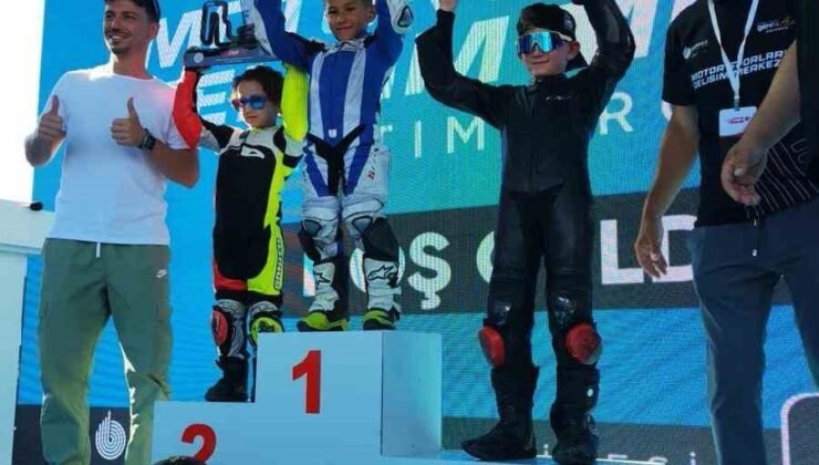 5 yaşındaki sporcu Türkiye Süpermoto Şampiyonası’nda şampiyonluğa ulaştı
