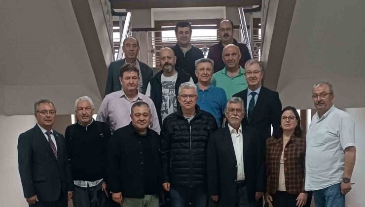 Afyon Lisesi Mezunları Derneği ilk kongresini yaptı