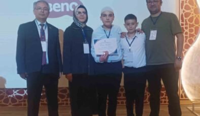 Afyon Lisesi öğrencisinden gururlandıran başarı