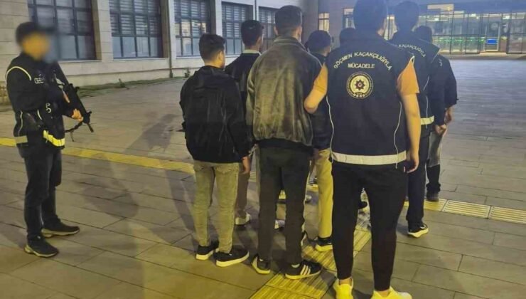 Afyonkarahisar’da göçmen kaçakçılığı operasyonunda 8 düzensiz göçmen yakalandı