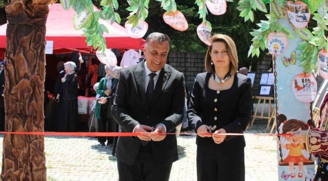 Altıntaş’ta Hayat Boyu Öğrenme Haftası etkinlikleri düzenlendi